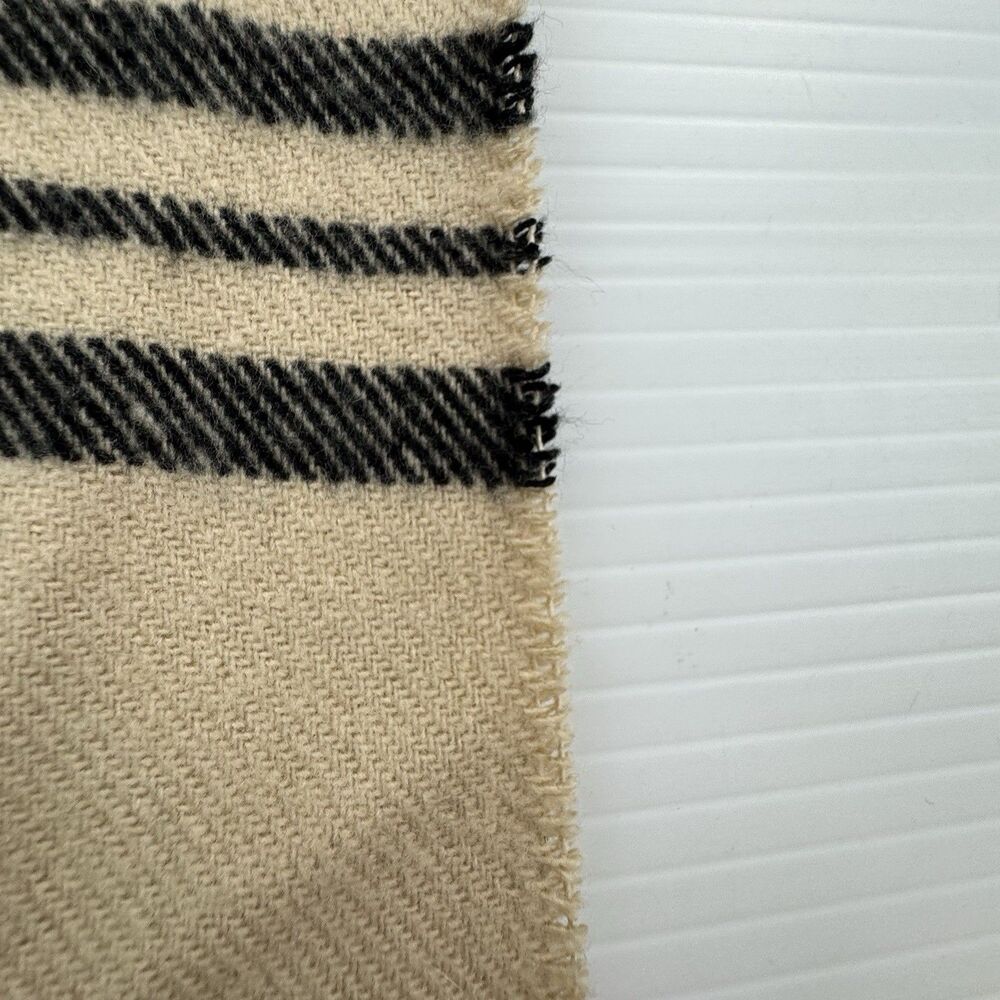 DG Cashmere Plaid Scarf Beige Check Fringe Soft Acrylic Classic Luxury Heritage - Picture 7 of 7